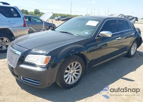 2013 Chrysler 300 Motown z USA, uszkodzony, nr VIN 2C3CCAAGXDH556439